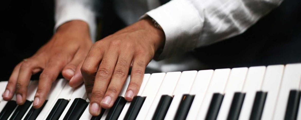 De geschiedenis van de piano in een notendop